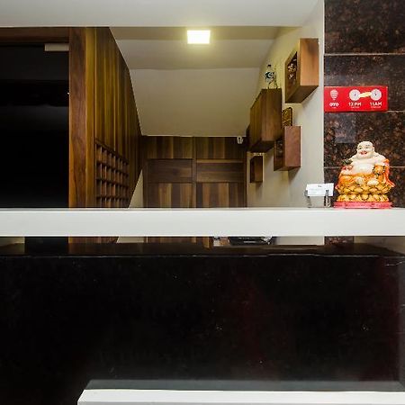 Levender Bough Hotel Mumbai  Buitenkant foto